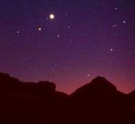 http://coolcosmos.ipac.caltech.edu/cosmic_kids/AskKids/images/venus_sky.jpg